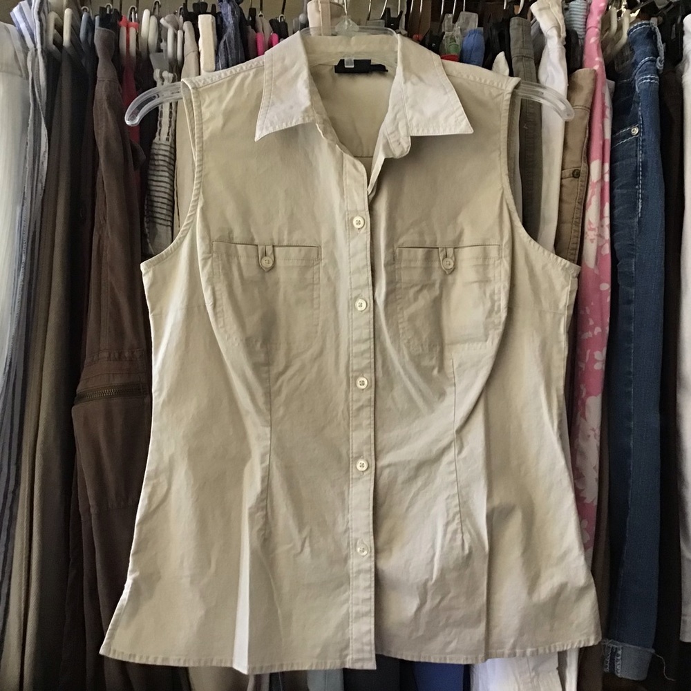 Sonoma Women S Small Button Front Collar Sleeveless Beige Khaki Cream Off White